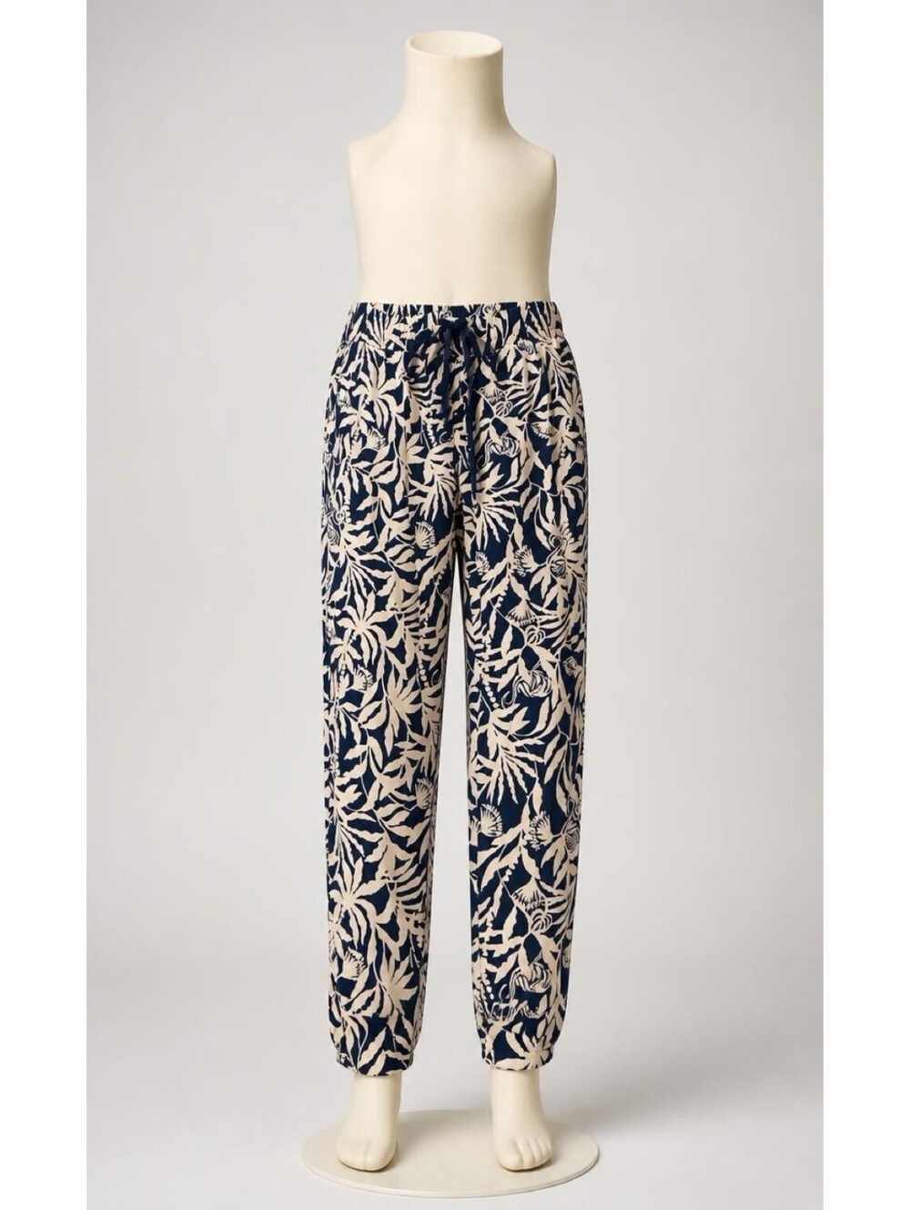 Lilly Pulitzer Navy and White Lounge Joggers XXS